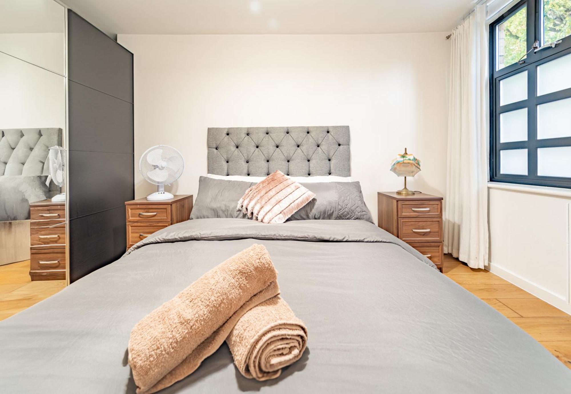 Modern Flat In Prime Location Near Shoreditch & Brick Lane London Bagian luar foto